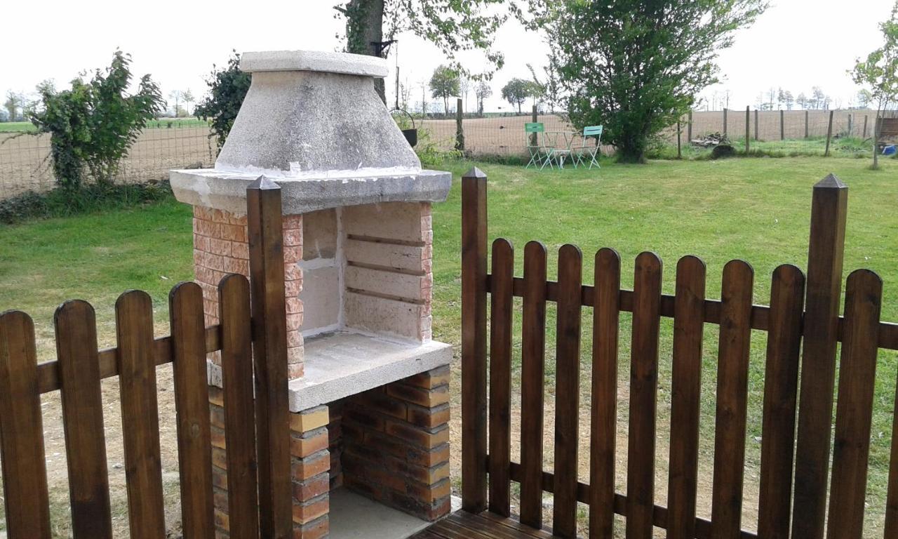 La Petite Maison Dans La Prairie Notre-Dame-du-Touchet Εξωτερικό φωτογραφία